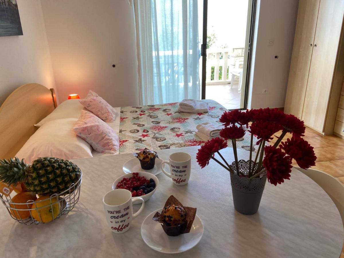 Apartments Tri Zala Zrnovo Eksteriør billede