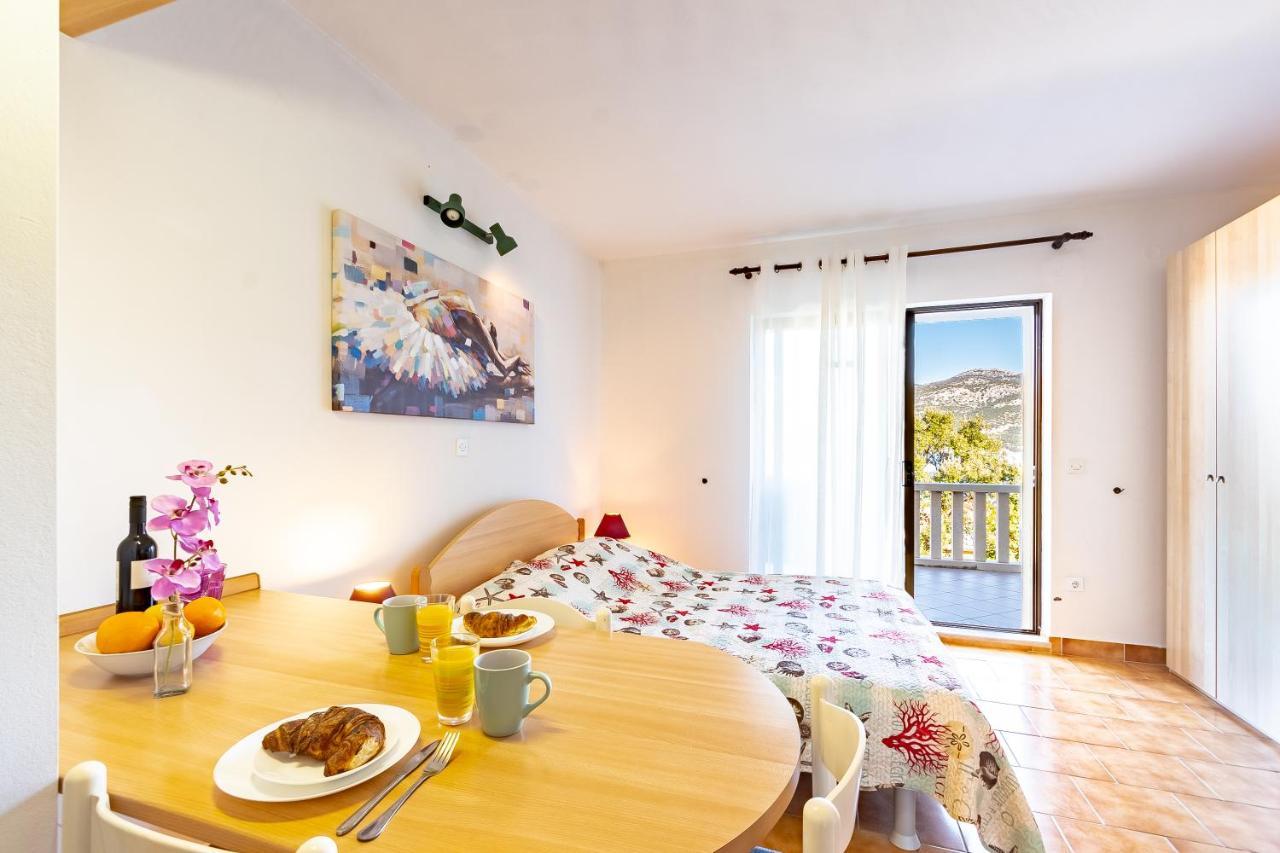 Apartments Tri Zala Zrnovo Eksteriør billede